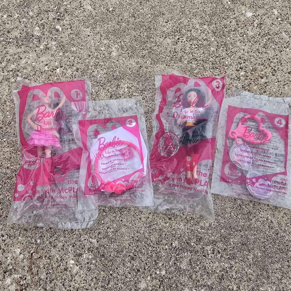 Barbie Dreamtopia McDonald's Toy Set